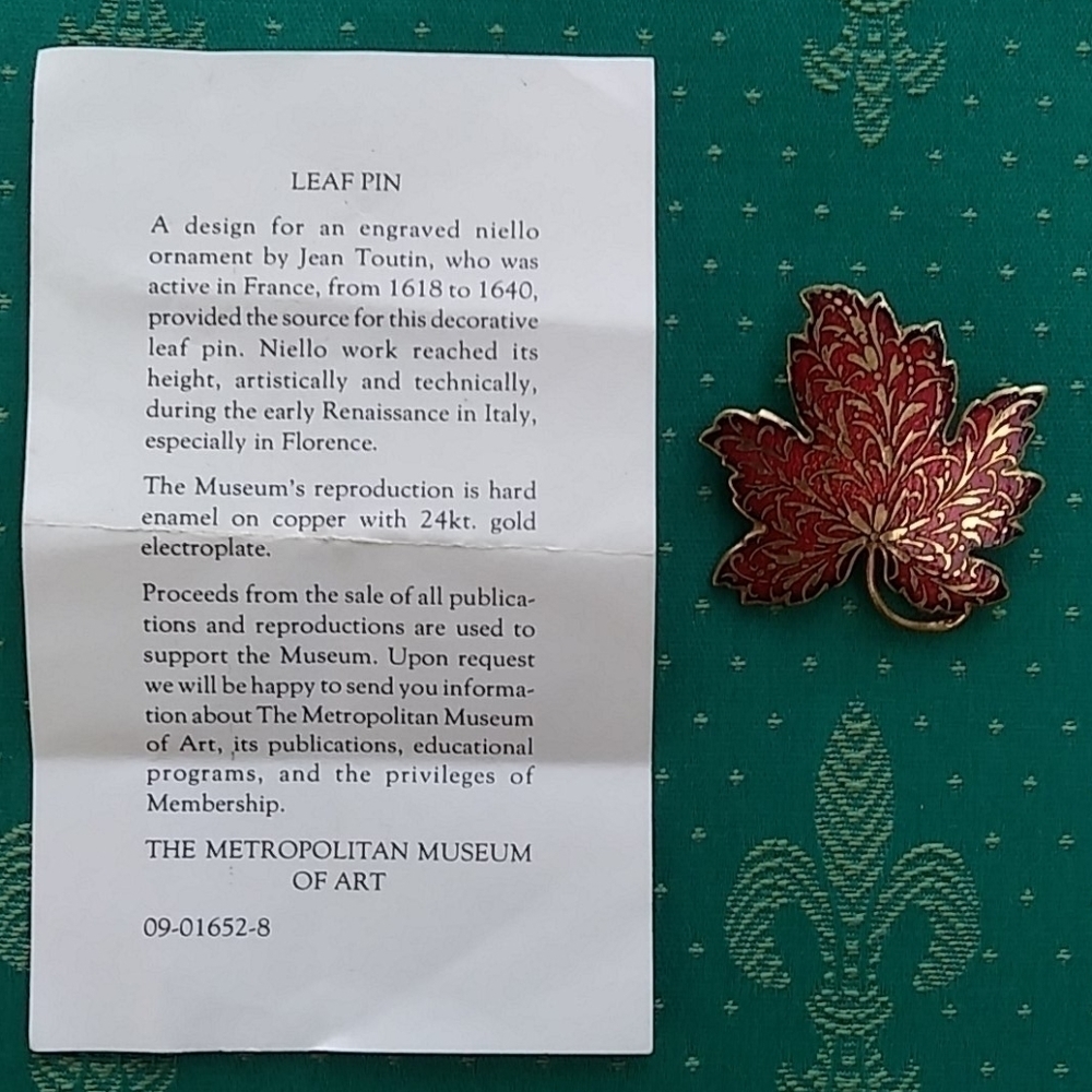1985 Metropolitan Museum of Art-Leaf Pin